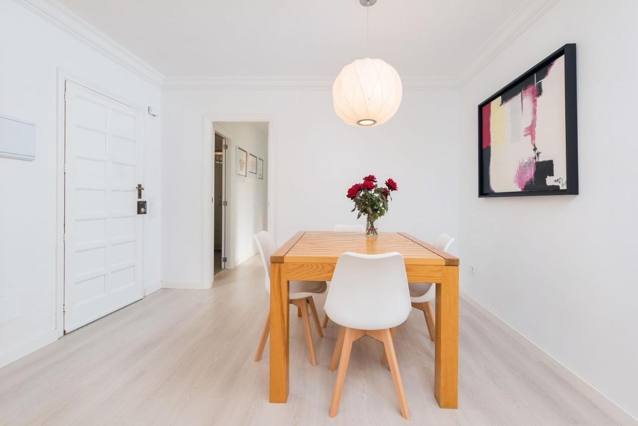 Modern Rosmar Iii Apartment